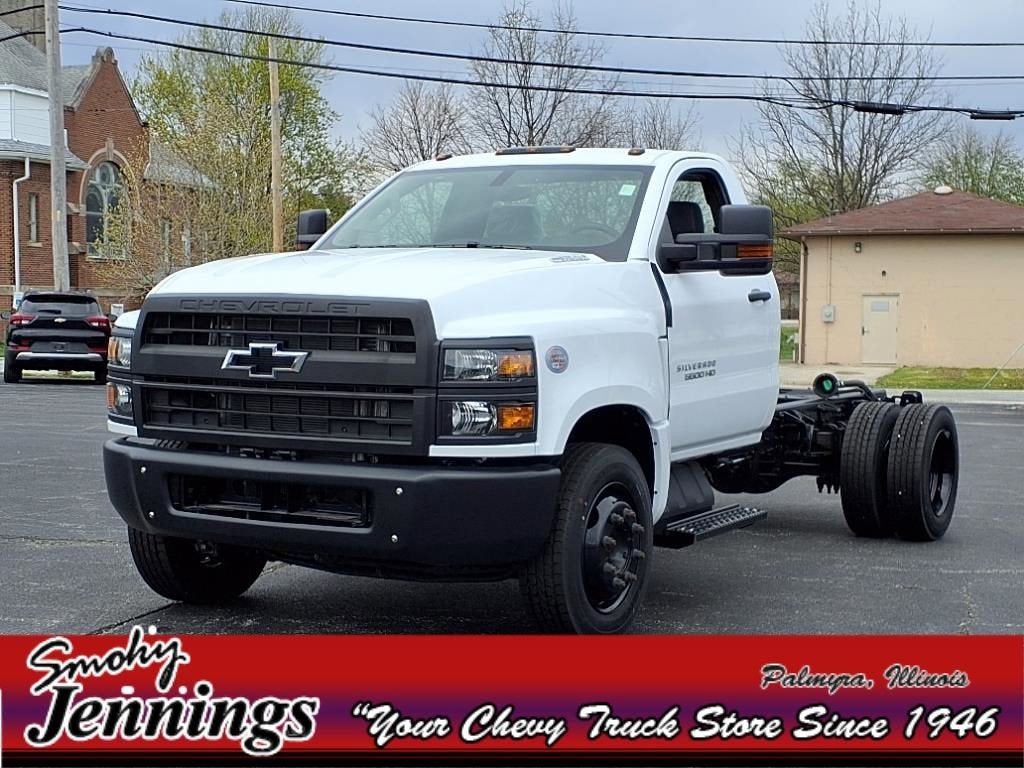 2024 Chevrolet Silverado 5500 HD